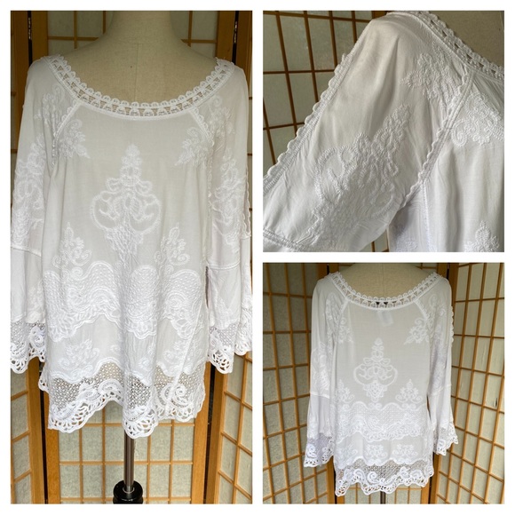 Democracy Tops - Democracy White Embroidered Crochet Trimmed Boho Top SZ M